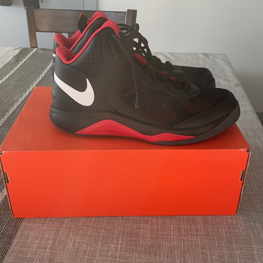 Nike Dual Fusion Basketball Shoes